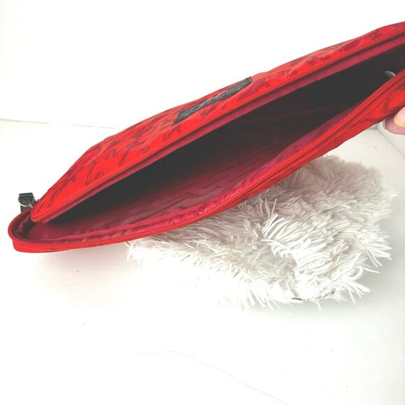 Betsey Johnson iPad Computer Case Red Animal Print Stylish Protection - Picture 4 of 5